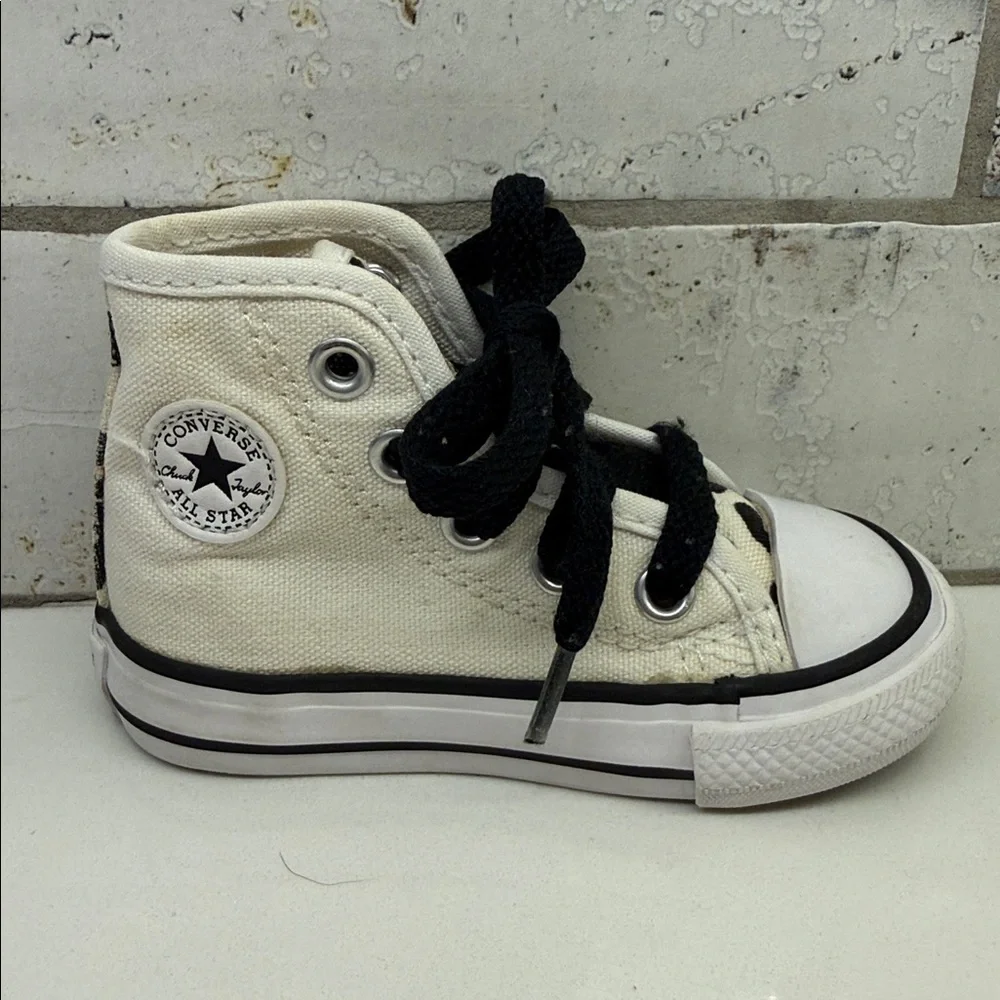 Converse Chuck Taylor All Star Toddler Size 4 Egret Black Leopard High Tops EUC